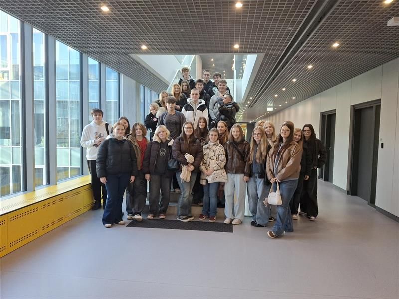 Więcej o: Klasa 3b z wizytą na Uniwersytecie Warszawskim 